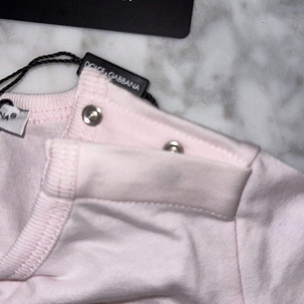 DOLCE & GABBANA PINK TSHIRT 6/9M - Picture 5 of 6